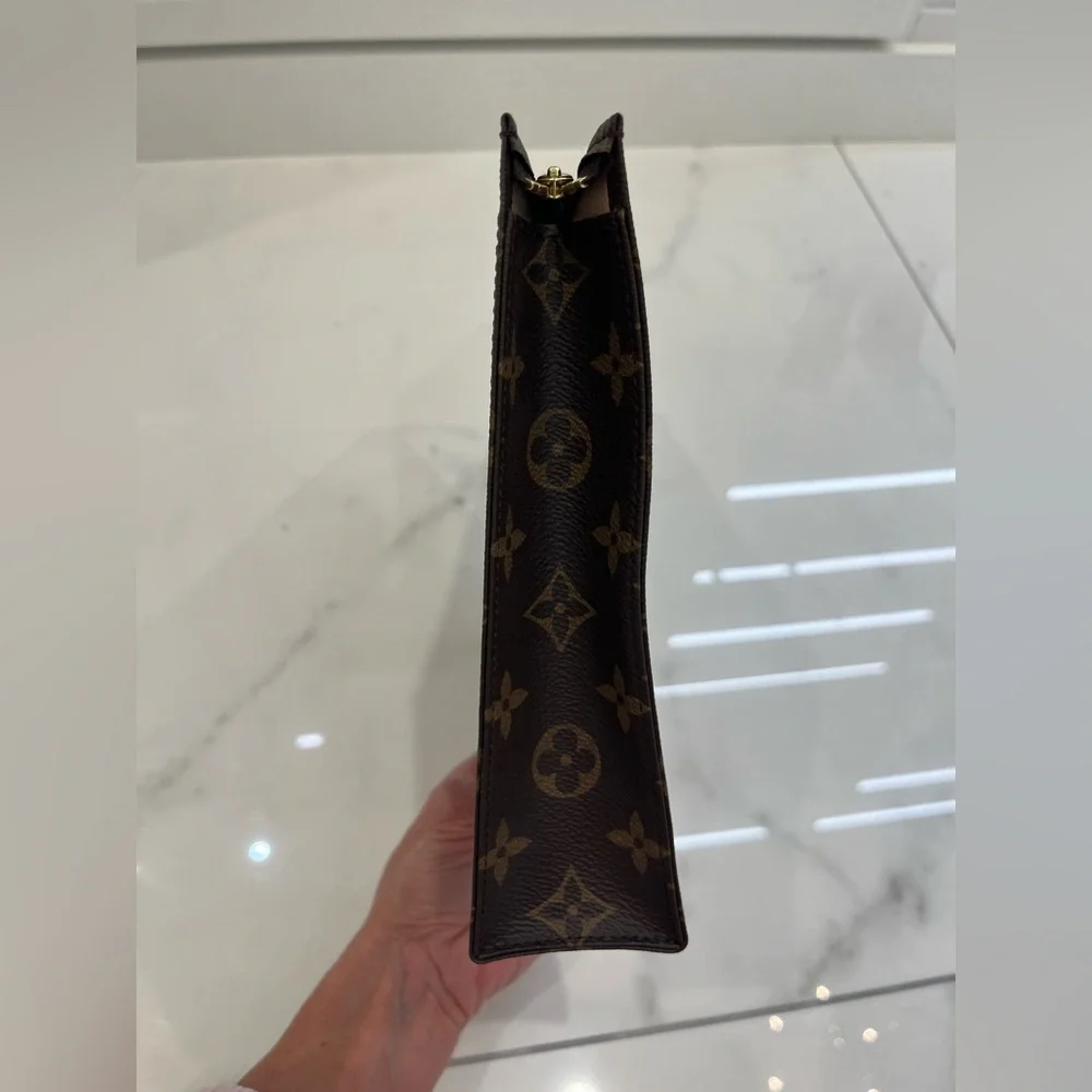 Louis Vuitton Monogram Canvas Poche Toilette - Picture 9 of 13